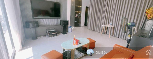 Giá bán 14.5 tỷ bán nhà diện tích gồm 90m2 tọa lạc ngay ở Chu Văn An, Hồ Chí Minh tổng quan ngôi nhà này có 5 PN, 5 WC cảm ơn đã xem tin-02