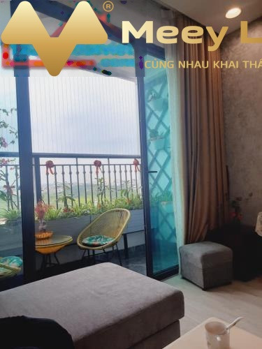 Diện tích 103m2, bán chung cư giá bán tốt bất ngờ 3.4 tỷ tại Đường Ngọc Lâm, Quận Long Biên, trong căn hộ bao gồm có 3 PN sổ hồng chính chủ-01