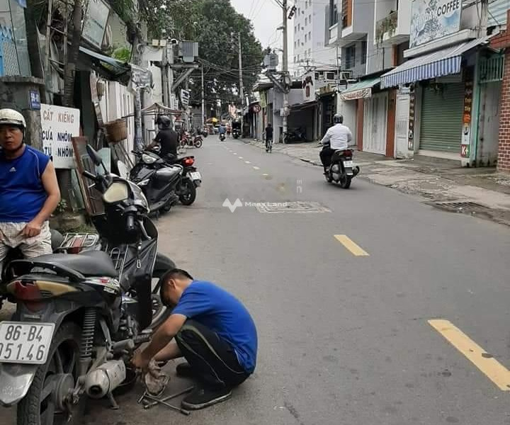 Nằm tại Trần Bình Trọng, Hồ Chí Minh, bán nhà, bán ngay với giá đề cử chỉ 13.5 tỷ có diện tích chung 95m2, nhìn chung có 3 phòng ngủ lh xem trực tiếp-01