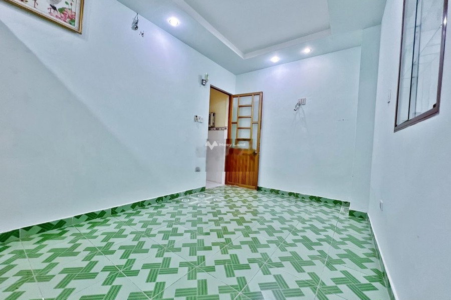 Phường 8, Hồ Chí Minh cho thuê phòng trọ có một diện tích là 20m2 tổng quan phòng thì gồm có Nhà trống nhà view bao đẹp-01