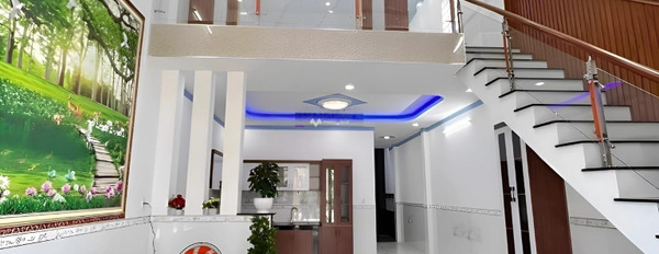 Có diện tích 100m2 bán nhà vị trí thuận tiện Văn Phương, Đồng Nai trong căn này thì gồm 3 PN 2 WC hãy nhấc máy gọi ngay-02