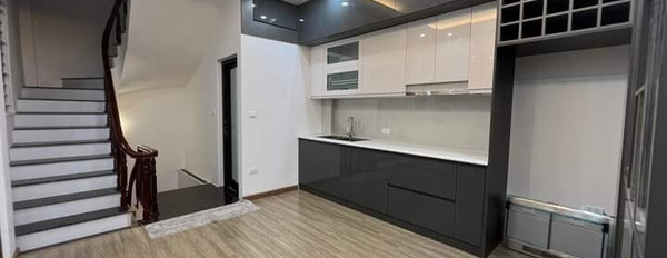 Bán nhà Hoàng Văn Thái, Thanh Xuân, 43m2, 5 tầng, ô tô tránh, ngõ thông-02