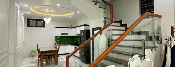 Bán nhà Miếu Hai Xã, 68m2 4 tầng độc lập, ngõ ô tô giá 4.5 tỷ vị trí cực đẹp-03