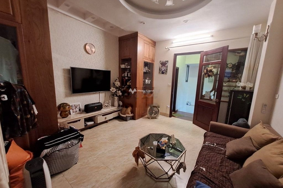 Diện tích 30m2 bán nhà ở mặt tiền nằm tại Hoàn Kiếm, Hà Nội nhìn chung có 3 phòng ngủ 5 WC giá tốt nhất-01
