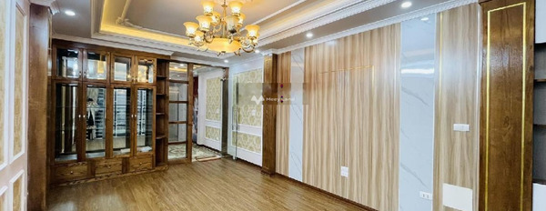 Cho thuê nhà, giá thuê liền từ 45 triệu/tháng diện tích trong khoảng 85m2 tọa lạc gần Nguyễn Chí Thanh, Đống Đa-03