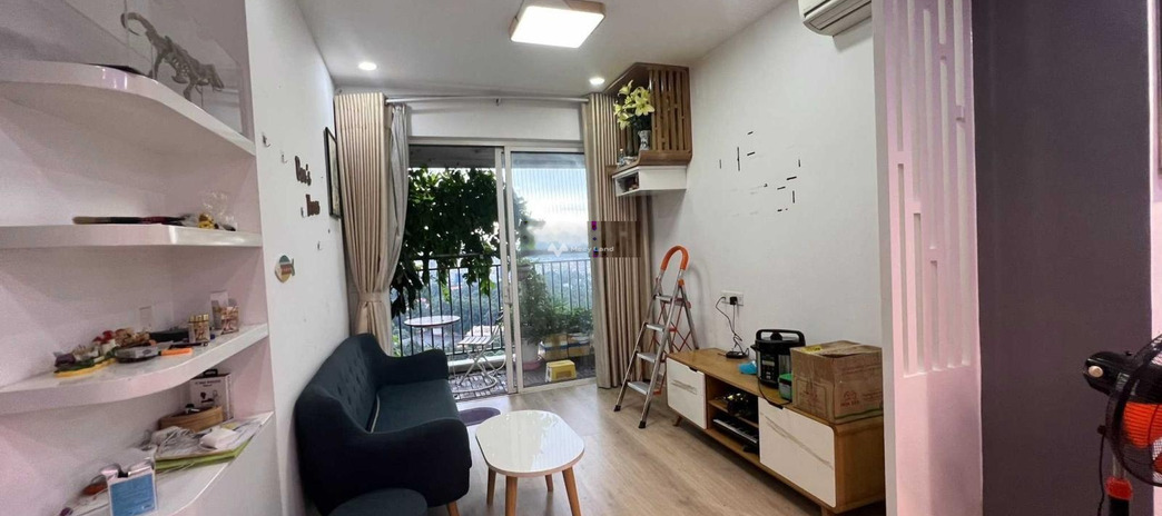 Tổng quan căn này gồm 2 phòng ngủ, bán căn hộ vị trí phát triển Tân Bình, Hồ Chí Minh, trong căn hộ này 2 PN, 2 WC nhà phong thủy tốt