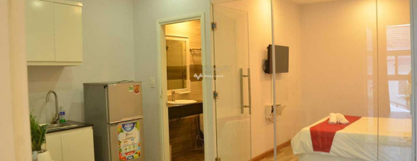 Đầy đủ cho thuê phòng trọ vị trí hấp dẫn Đinh Công Tráng, Hồ Chí Minh, trong nhà này gồm có 1 phòng ngủ, 1 WC liên hệ chính chủ-03