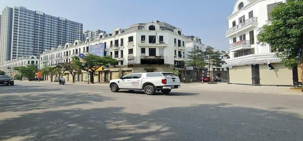 Bán gấp nhà 4,5T view hồ điều hòa. DT: 90m2, MT 6m đường 22m kinh doanh siêu đẹp. Trâu Quỳ/Gia Lâm 