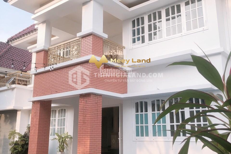 Đang hết tiền bán liền kề vị trí nằm ở Vũng Tàu, Tỉnh Bà Rịa - Vũng Tàu bán ngay với giá tốt nhất chỉ 34 tỷ diện tích thực tế 423 m2, hướng Tây Nam, t...-01