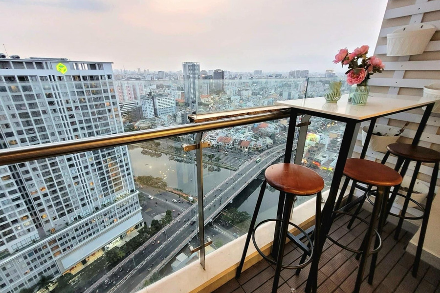 Giấy tờ đầy đủ, bán căn hộ vị trí thích hợp Quận 4, Hồ Chí Minh có diện tích tổng 80m2-01