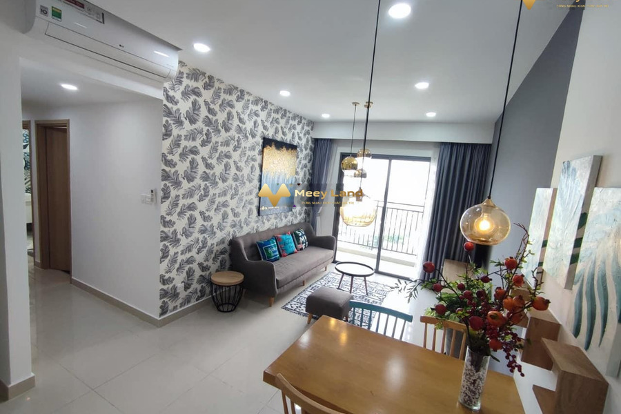 Căn hộ gồm có Nội thất đầy đủ, bán căn hộ tổng diện tích là 79m2 vị trí đẹp tọa lạc gần Quận 2, Hồ Chí Minh giá mong muốn 4.6 tỷ-01