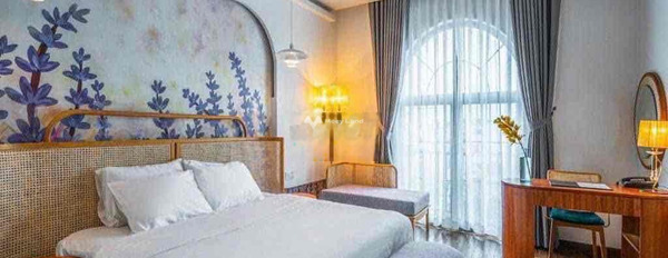 Trong căn hộ tổng quan có 10 phòng ngủ, cho thuê căn hộ vị trí đẹp ngay ở Phường 10, Phú Nhuận, 6 WC khu vực đông đúc-02