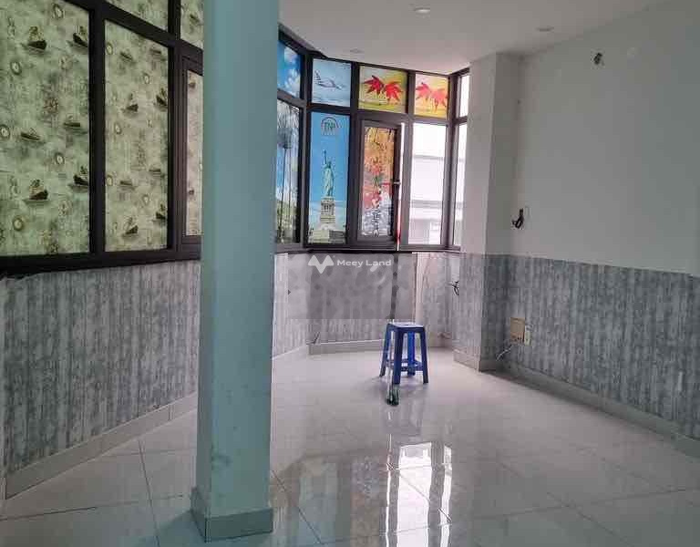 Diện tích 300m2 cho thuê phòng trọ vị trí đặt ở trung tâm Nguyễn Thiện Thuật, Quận 3 giá thuê mong muốn chỉ 40 triệu/tháng-01