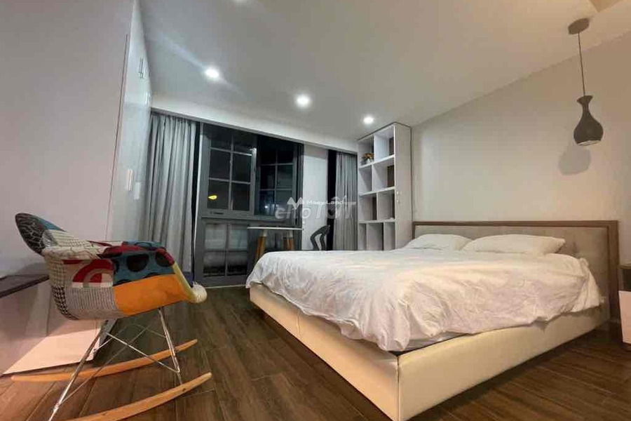 Cho thuê căn hộ với diện tích khoảng 85m2 vị trí thuận lợi nằm trên Quận 3, Hồ Chí Minh giá thuê giao lưu 9 triệu/tháng lh để xem ngay-01