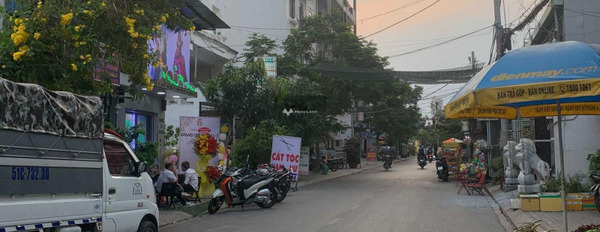 Cần bán gấp lô đất đường Lê Thị Chợ, Phú Thuận, Quận 7-03