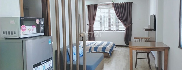 Chung cư 1 phòng ngủ, cho thuê căn hộ mặt tiền nằm ngay tại Sơn Trà, Đà Nẵng, trong căn hộ có tổng 1 PN, 1 WC lh tư vấn thêm-02