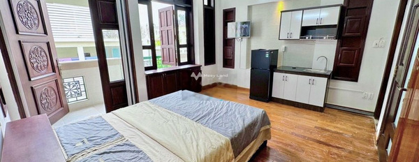 Cho thuê chung cư mặt tiền nằm ngay tại Phường 13, Hồ Chí Minh. Diện tích 32m2-02