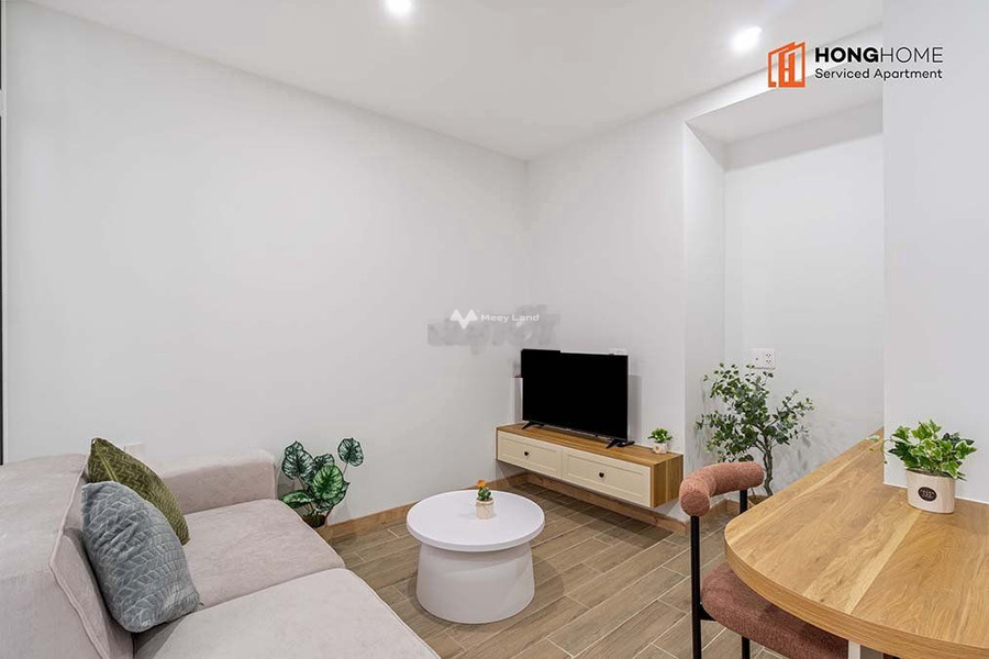 Vị trí nằm tại Phổ Quang, Phường 9, cho thuê chung cư giá thuê mua ngay từ 9 triệu/tháng, trong căn hộ tổng quan có 1 phòng ngủ, 1 WC giá hợp lý-01