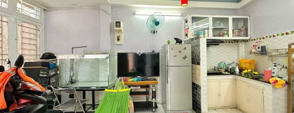 DT 25m2 bán nhà ở vị trí ngay ở Nguyễn Công Hoan, Hồ Chí Minh hướng Đông - Nam tổng quan nhà gồm có 3 PN 4 WC cảm ơn đã xem tin-03