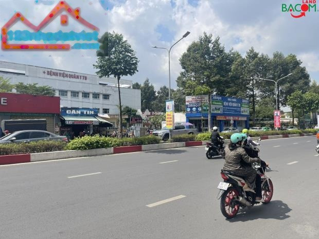 Với mặt ngõ rộng 40 m vị trí đặt ở trung tâm Nguyễn Ái Quốc, Đồng Nai bán nhà bán ngay với giá giao lưu chỉ 15 tỷ nhà này có tổng 3 phòng ngủ-01