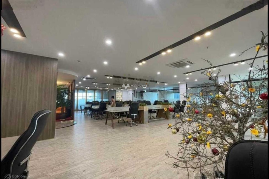 Cho thuê sàn văn phòng giá thuê êm 100 triệu/tháng vị trí cực kì thuận lợi ngay tại Trung Hòa, Hà Nội có diện tích chung 500m2-01