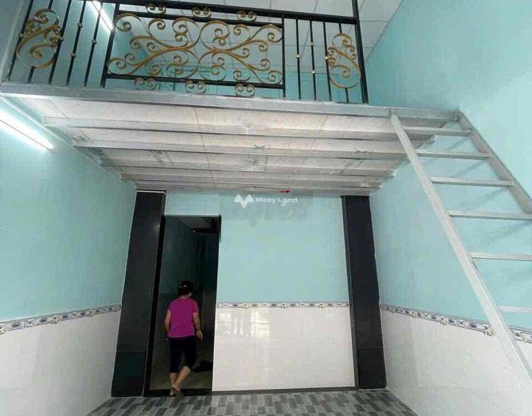 Trong nhà này thì gồm 1 phòng ngủ, cho thuê nhà, thuê ngay với giá chính chủ 5 triệu/tháng diện tích chung là 48m2 vị trí ngay Tô Hiệu, Tân Phú-01