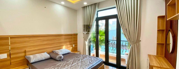 Nhà này bao gồm 5 phòng ngủ bán nhà bán ngay với giá thương lượng 10.8 tỷ diện tích khoảng 100m2 vị trí thuận lợi tọa lạc tại Đường 28, Hồ Chí Minh-02