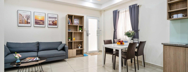 Cho thuê chung cư tổng quan ở trong căn hộ Đã có nội thất cơ bản Giường, tủ, bàn, ghế, tủ bếp, máy lạnh. vị trí đặt ở Đường D1, An Phú-03