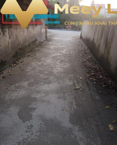 Giá bán cạnh tranh 1.68 tỷ bán cửa hàng dt là 60 m2 vị trí mặt tiền tọa lạc gần Huyện Gia Lâm, Hà Nội, đường chính ngang 3 m tin chính chủ