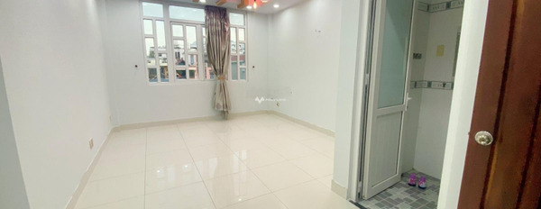 Cho thuê nhà tại Tạ Quang Bửu, Phường 4, thuê ngay với giá cạnh tranh 35 triệu/tháng tổng diện tích 80m2, nhìn chung bao gồm 7 phòng ngủ-03