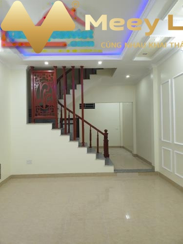 Nhà có 3 PN bán nhà vào ở luôn giá khởi điểm chỉ 1.18 tỷ diện tích gồm 47 m2 mặt tiền nằm tại Văn Miếu, Nam Định-01