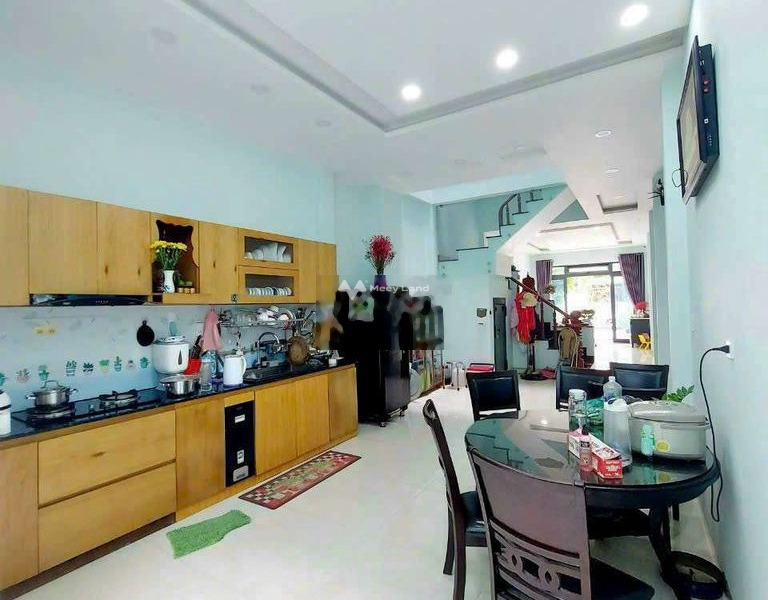 Nhà này gồm 5 phòng ngủ, cho thuê nhà ở diện tích mặt tiền 75m2 thuê ngay với giá chỉ 10 triệu/tháng vị trí đặt tọa lạc ở Tân Hiệp, Biên Hòa-01