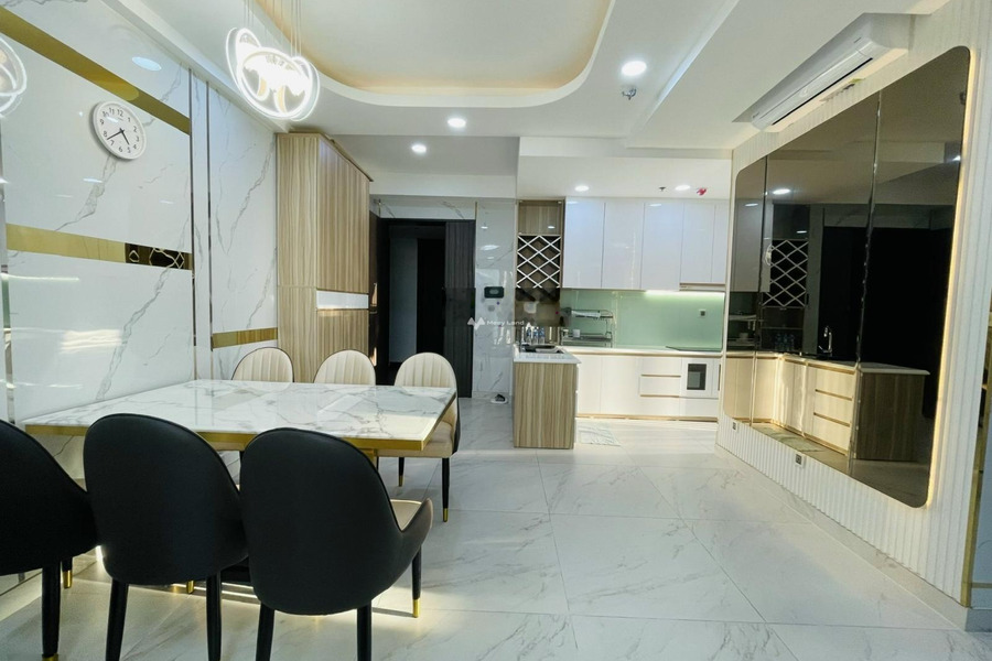 Cho thuê căn hộ vị trí mặt tiền ngay trên Tân Phú, Quận 7, thuê ngay với giá tốt từ 22 triệu/tháng có diện tích chính 89m2-01