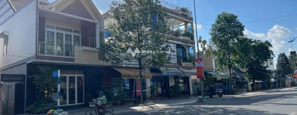 Nhà bán căn góc 2 mặt tiền đường Hà Huy Giáp, gần chợ Hãng Dầu 100m2-03