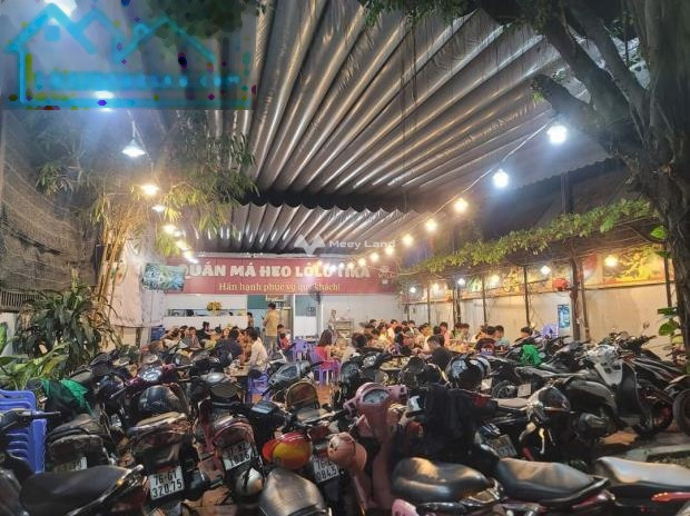 Thuê ngay với giá khởi điểm 17 triệu/tháng cho thuê cửa hàng diện tích gồm 300m2 vị trí mặt tiền tại Đường Số, Hồ Chí Minh tin chính chủ