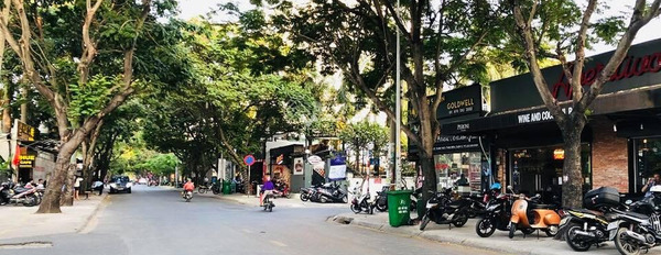 Vị trí mặt tiền tọa lạc ngay tại Quận 2, Hồ Chí Minh bán nhà bán ngay với giá hữu nghị từ 50 tỷ tổng quan gồm có 2 PN 4 WC-02