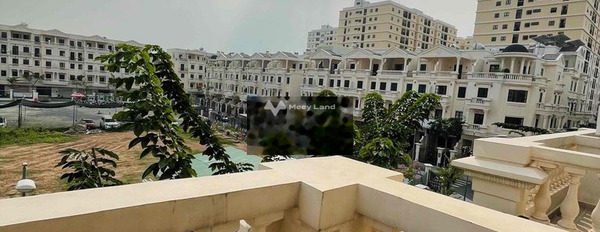 Tổng quan căn hộ gồm có 1 phòng ngủ, cho thuê căn hộ vị trí thuận lợi nằm trên Phan Văn Trị, Hồ Chí Minh, 1 WC không tiếp trung gian-03