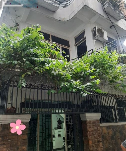 Bán nhà nằm trên Tân Bình, Hồ Chí Minh bán ngay với giá êm chỉ 10 tỷ có diện tích chung 61m2, hướng Tây Nam tổng quan căn này bao gồm 4 PN-01