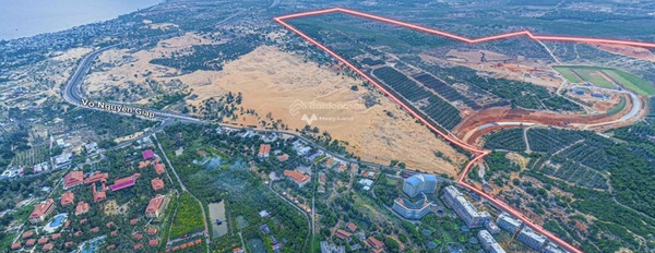 Giá bán khởi điểm chỉ 10.25 tỷ bán đất toàn bộ khu vực có diện tích 1206m2 vị trí đặt tọa lạc ngay tại Nguyễn Cơ Thạch, Phan Thiết, hướng Nam-02