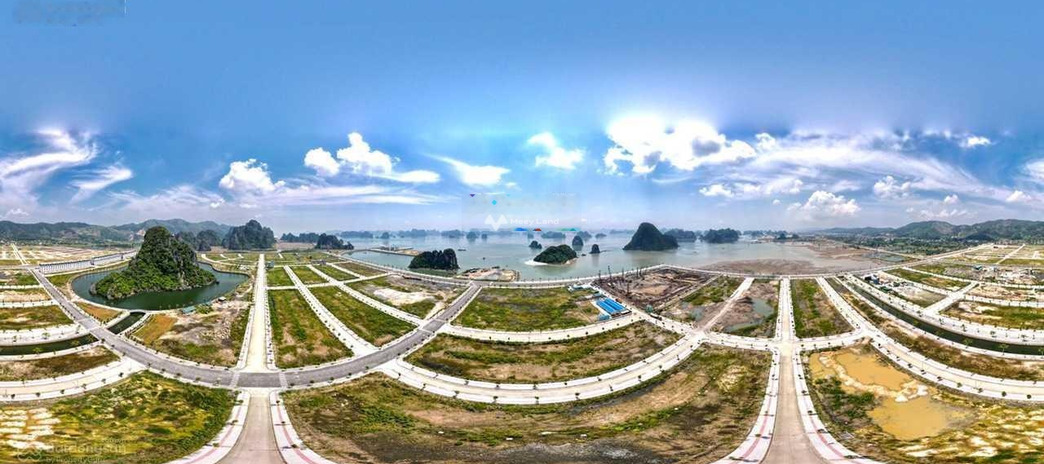 Cực hot bán mảnh đất, 120m2 giá cực tốt chỉ 3.96 tỷ vị trí đẹp ngay ở Hạ Long, Quảng Ninh, hướng Đông - Nam lh biết chi tiết