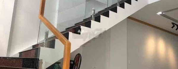 Bán gấp căn nhà 80m2 ngay đường 18B gần chợ Bình Chánh 1ty1 -03