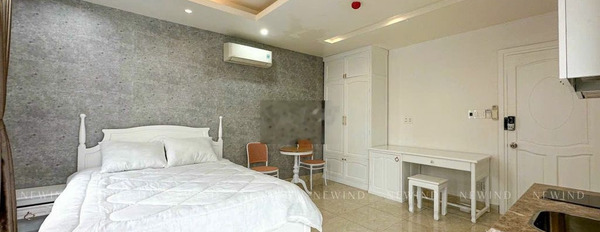 STUDIO BAN CÔNG 40m2 PHÚ MỸ HƯNG -03