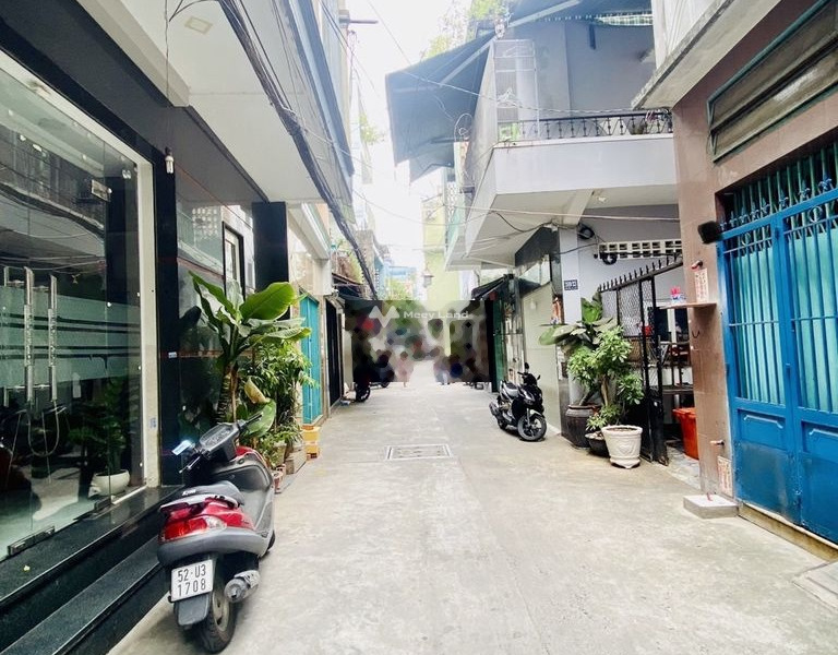 Trong nhà này gồm có 3 PN, bán nhà ở diện tích khoảng 25m2 giá bán chỉ 4.1 tỷ vị trí đẹp tọa lạc ngay ở Quận 10, Hồ Chí Minh-01