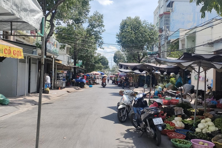 Trong căn này có tổng 2 phòng ngủ bán nhà bán ngay với giá đề cử 9 tỷ có diện tích chính 79m2 vị trí hấp dẫn Phường 4, Hồ Chí Minh-01