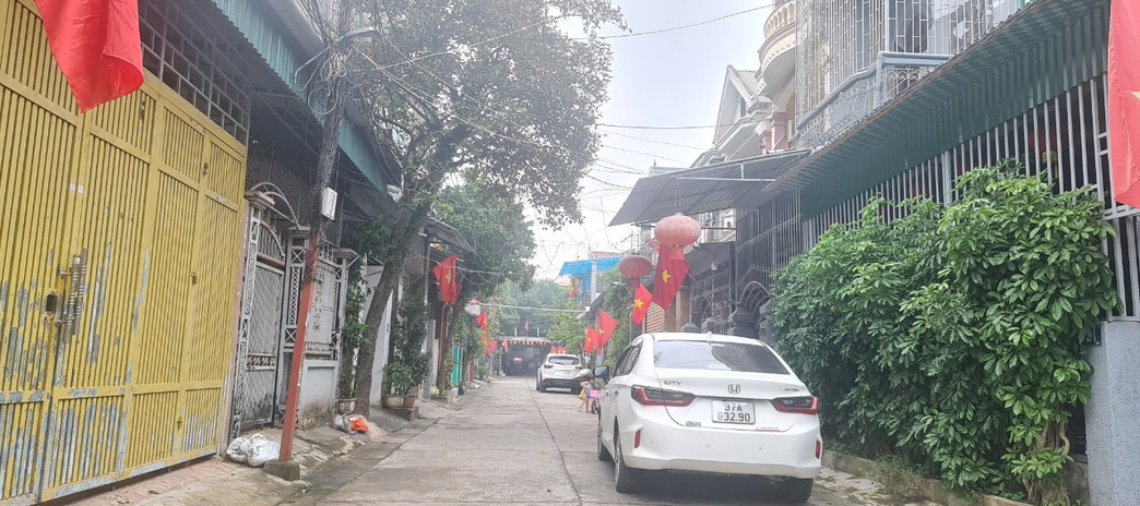 Bán đất khu 10 phường Quang Trung, lối 2 đường Phan Chu Trinh, thành phố Vinh, Nghệ An