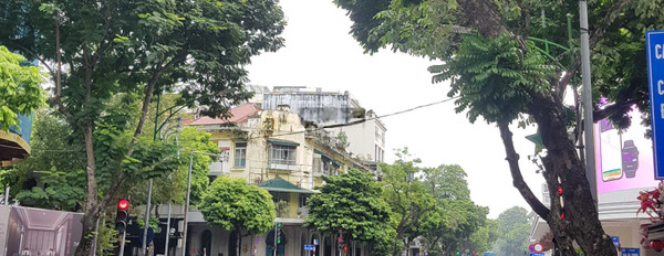 Bán nhà giá 800 tỷ, diện tích 895m2 mặt tiền tọa lạc gần Hoàn Kiếm, Hà Nội-03