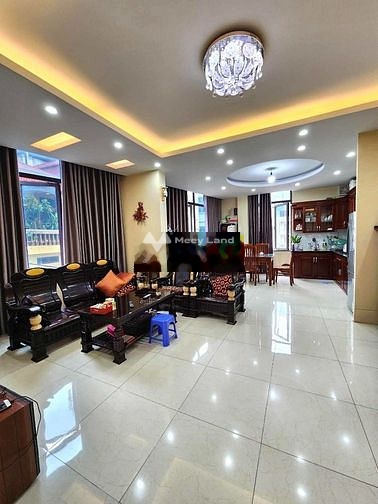 Căn này gồm 4 phòng ngủ, bán nhà ở có diện tích rộng 69m2 bán ngay với giá chốt nhanh từ 8.5 tỷ vị trí đẹp tại Long Biên, Long Biên-01
