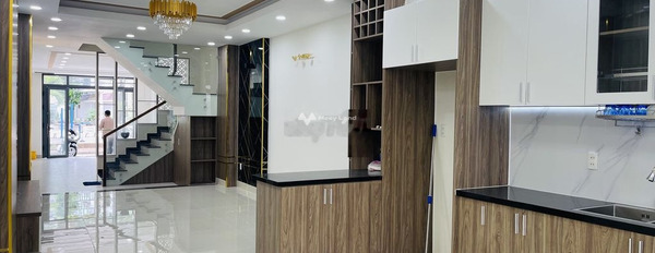 Có một diện tích 52.7m2, cho thuê nhà ở vị trí tiện lợi ngay tại Nhơn Đức, Hồ Chí Minh, trong căn này thì gồm 4 PN, 3 WC sổ hồng chính chủ-02