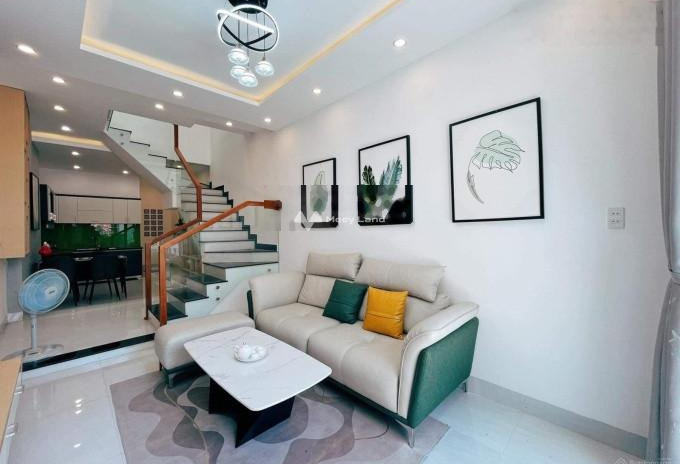 Bán nhà ở có diện tích gồm 35m2 giá bán chốt nhanh chỉ 6 tỷ vị trí hấp dẫn ngay tại Quận 3, Hồ Chí Minh
