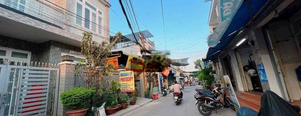 Diện tích 122m2 bán nhà ở mặt tiền tọa lạc ngay tại Quốc Lộ 1A, Biên Hòa trong nhà nhìn chung bao gồm 3 PN 2 WC vị trí siêu đẹp-02